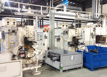 安嘉電容儲(chǔ)能式凸焊機(jī)本特勒現(xiàn)場(chǎng) 安嘉電容儲(chǔ)能式凸焊機(jī)本特勒現(xiàn)場(chǎng)