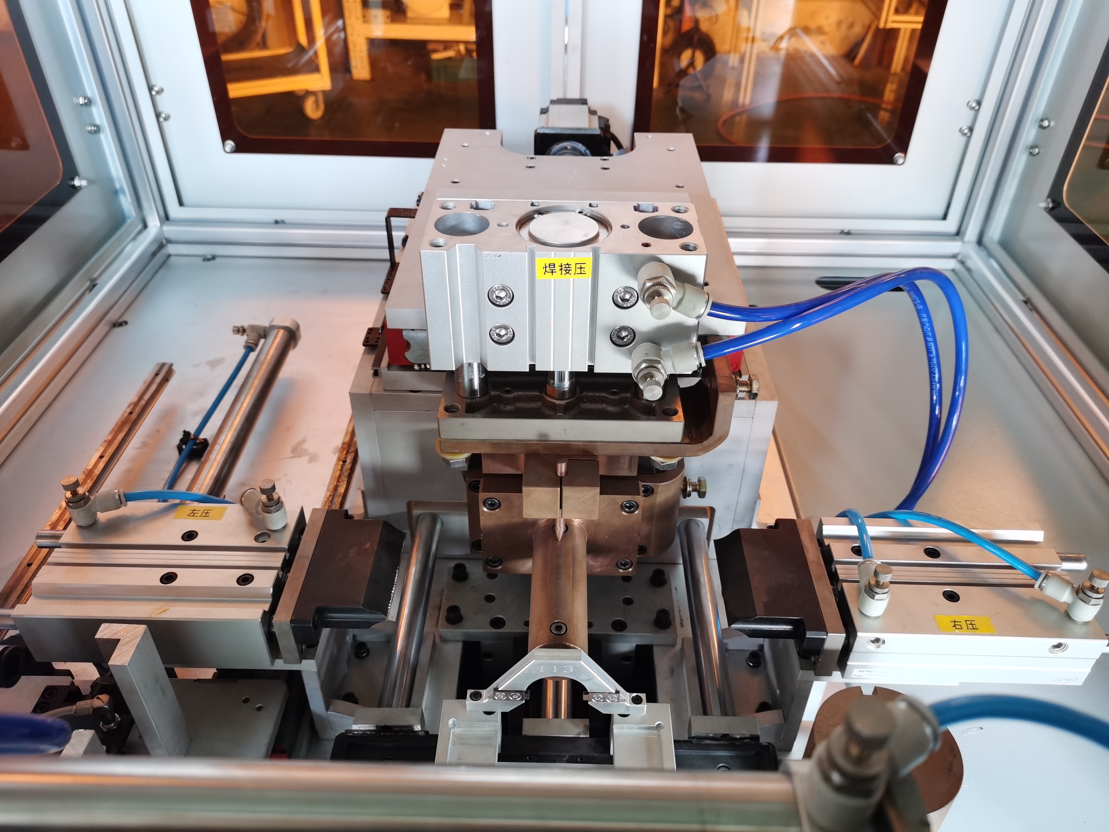 吸塵器濾網自動點焊機定制項目介紹 吸塵器濾網自動點焊機定制項目介紹